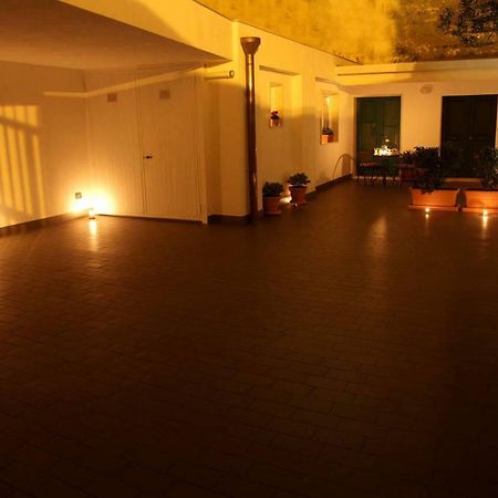 Casa Vacanza L'Alloro 2 马泰拉 外观 照片