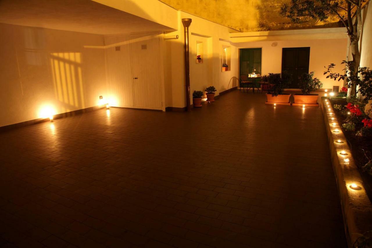 Casa Vacanza L'Alloro 2 马泰拉 外观 照片