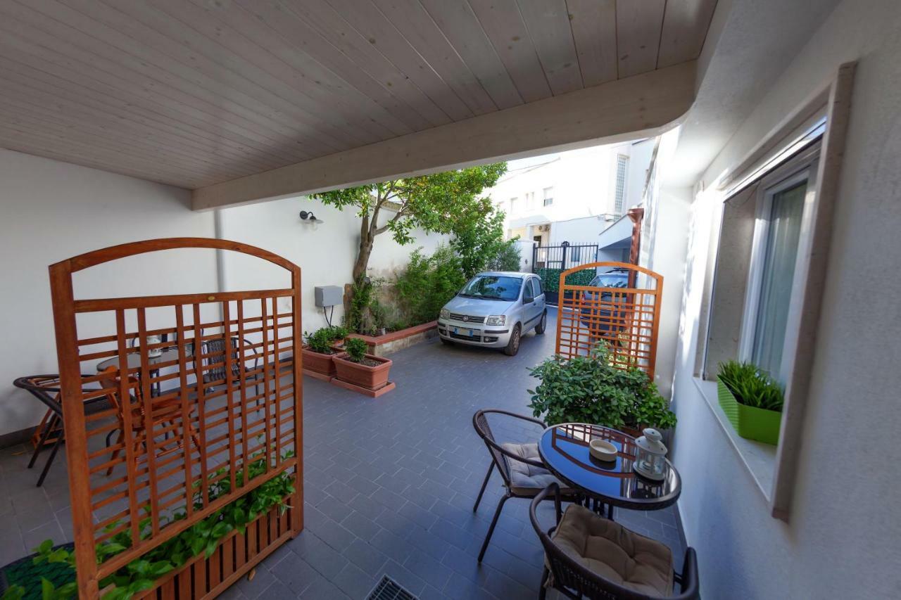 Casa Vacanza L'Alloro 2 马泰拉 外观 照片